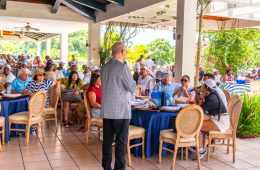 Taller del liderazgo del padre en la crianza de los hijos.